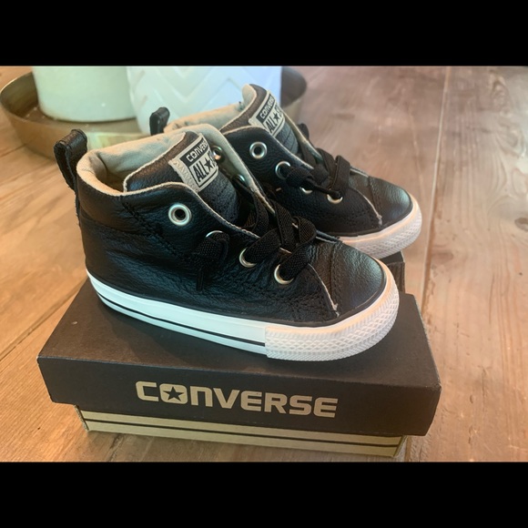leather converse size 6